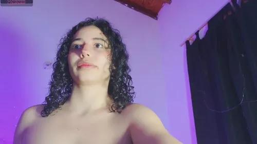 lindalovelacee from Cherry is Freechat