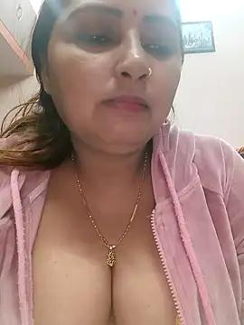 Dianaa9 from StripChat is Freechat