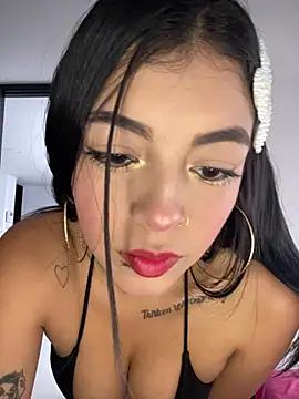 Dulce-diosa from StripChat is Freechat