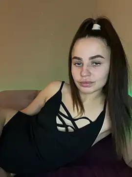 Florence_ from StripChat is Freechat