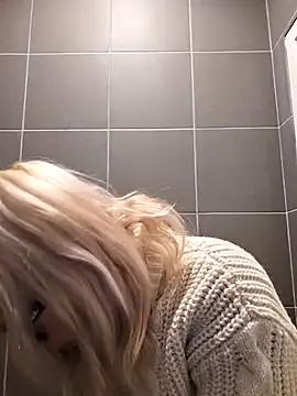 Giuliana_baby from StripChat is Freechat