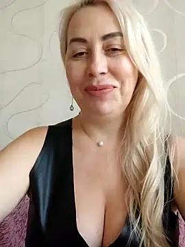 HotJanet from StripChat is Freechat