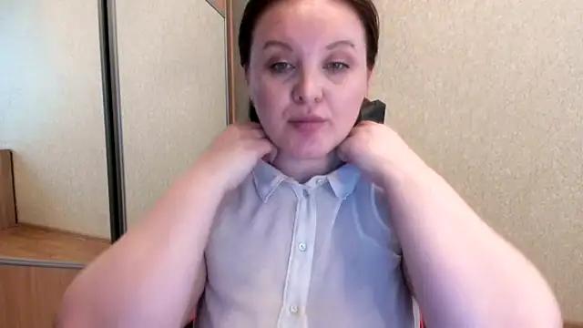 Katie_WeaverX from StripChat is Freechat