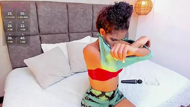 linda_cox from StripChat is Freechat