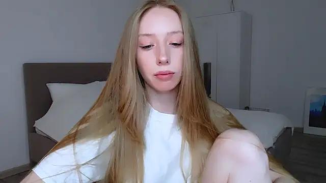 Luna_insniity from StripChat is Freechat