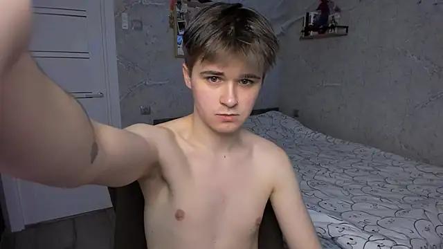 Mark_Bearcub from StripChat is Freechat