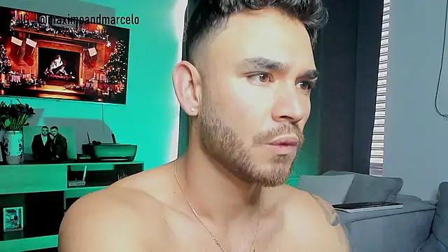 Maximo_Marcelo from StripChat is Freechat