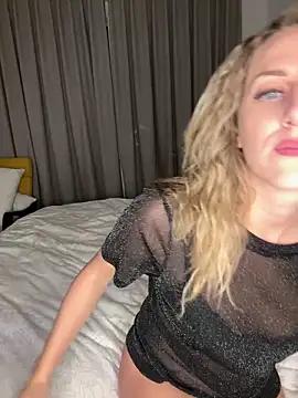 Morgane_pippa from StripChat is Freechat