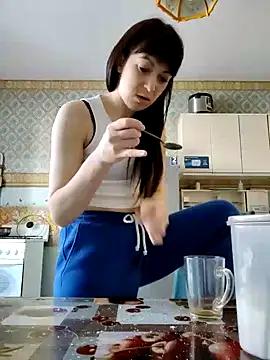 NikaXBerry from StripChat is Freechat