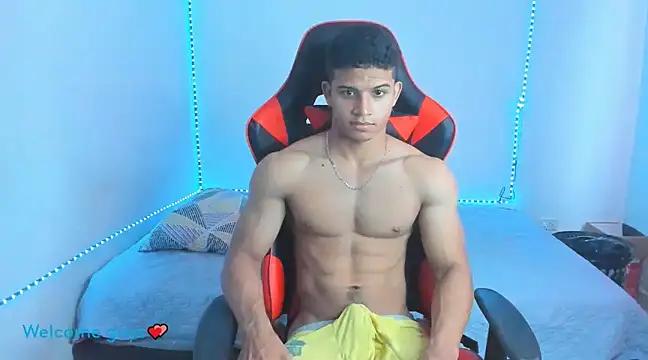 oliver_thompsson7 from StripChat is Freechat