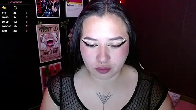 Ravendark_ from StripChat is Freechat