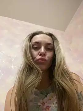 White_Lu from StripChat is Freechat