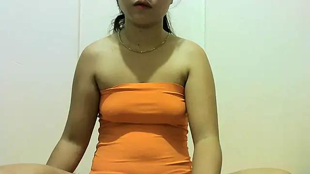 wildestsweetie from StripChat is Freechat